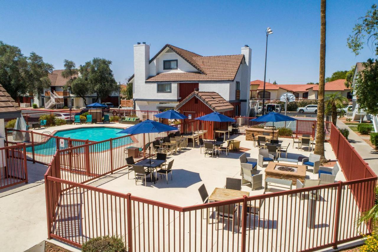 Metro Phoenix Loft Sleeps 6 外观 照片