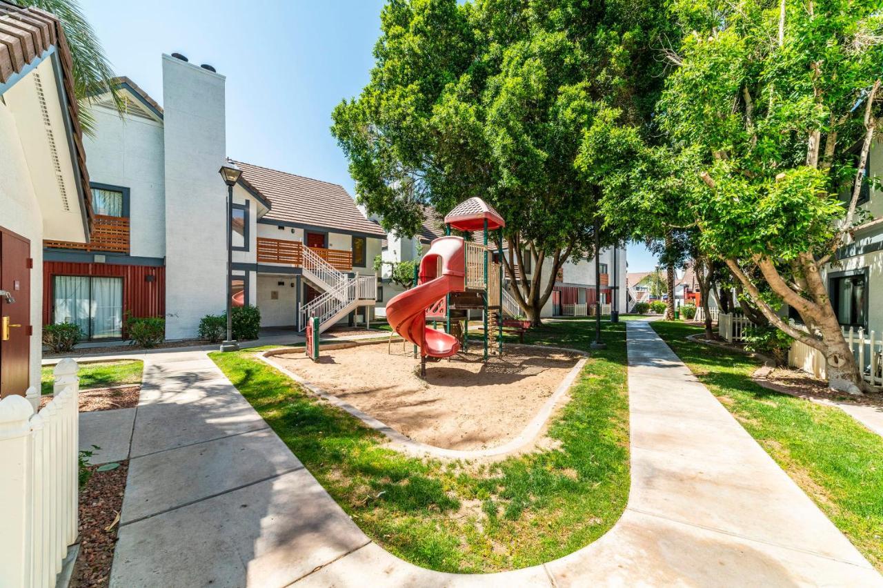 Metro Phoenix Loft Sleeps 6 外观 照片